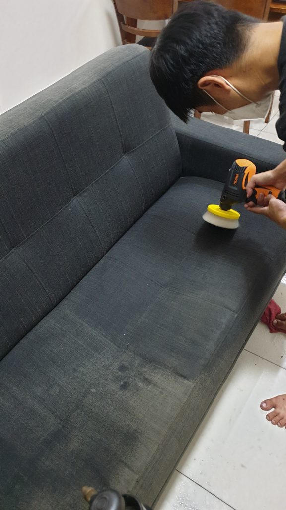 Quy trình giặt ghế sofa nỉ